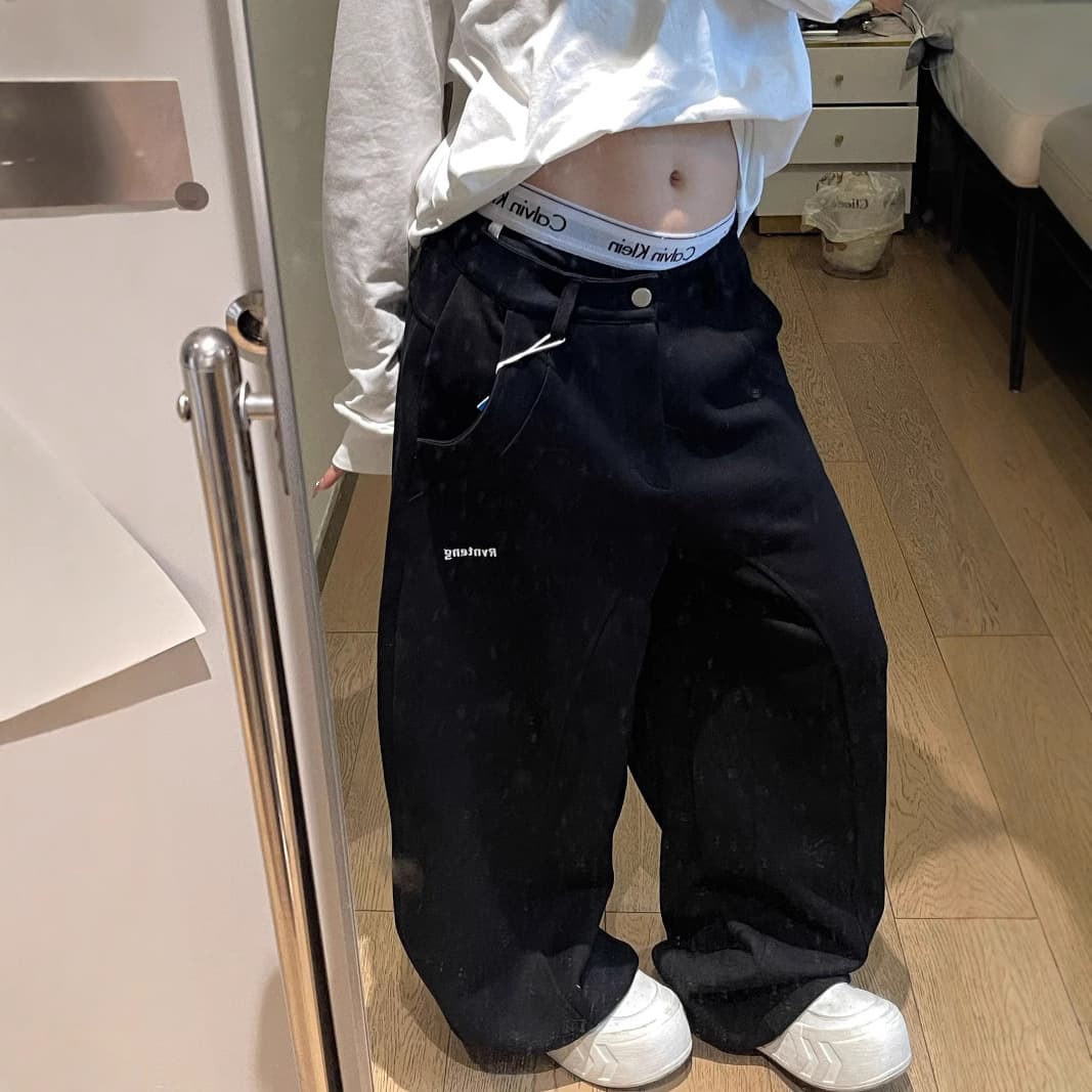 黒パンツ ストリート系ゆったりワイドパンツ
