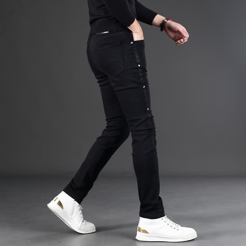 黒パンツ 細身デザイン ダメージ加工スキニーパンツ