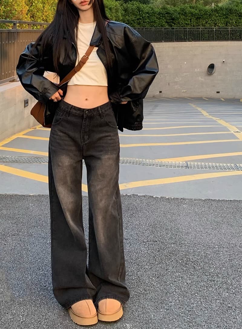 黒パンツ ワイドシルエットデニムパンツ