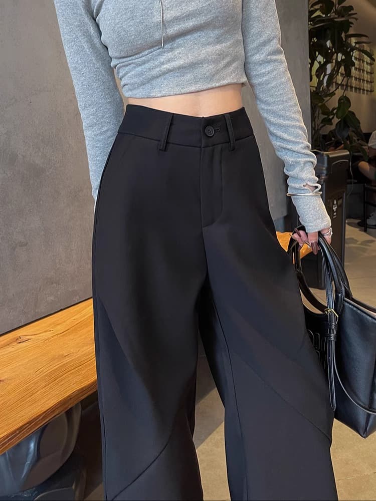 黒パンツ シンプルフレアデザインパンツ