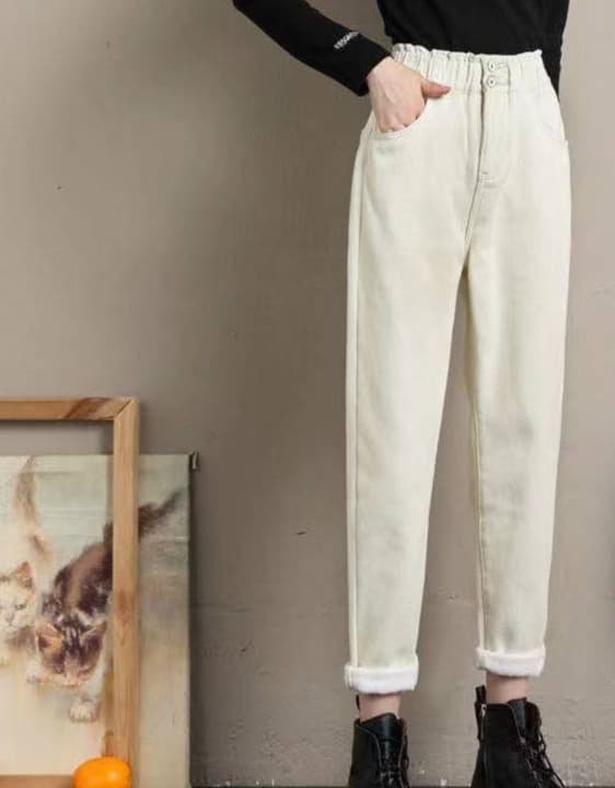 黒パンツ スタイリッシュストレートデニム