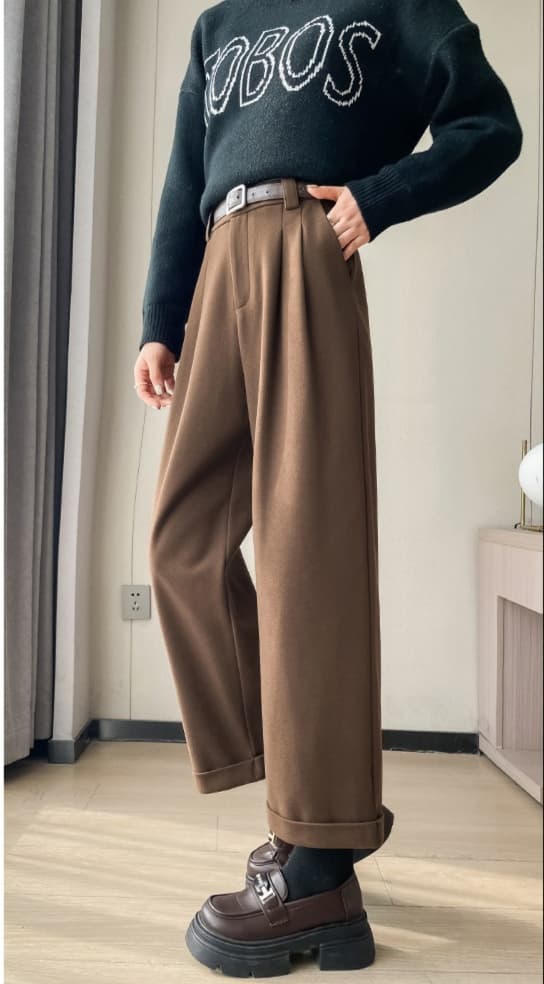黒パンツ ハイウエストスラックス美脚パンツ