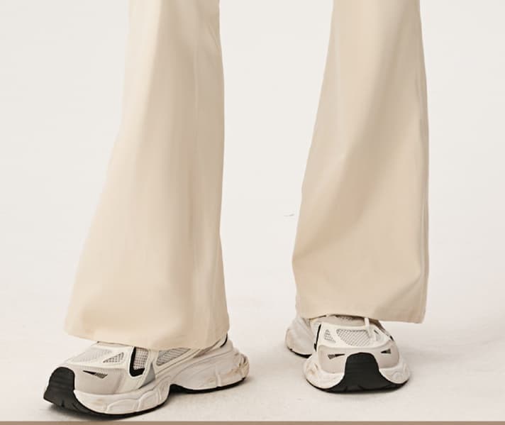 黒パンツ リブニット調フレアパンツ ハイウエスト