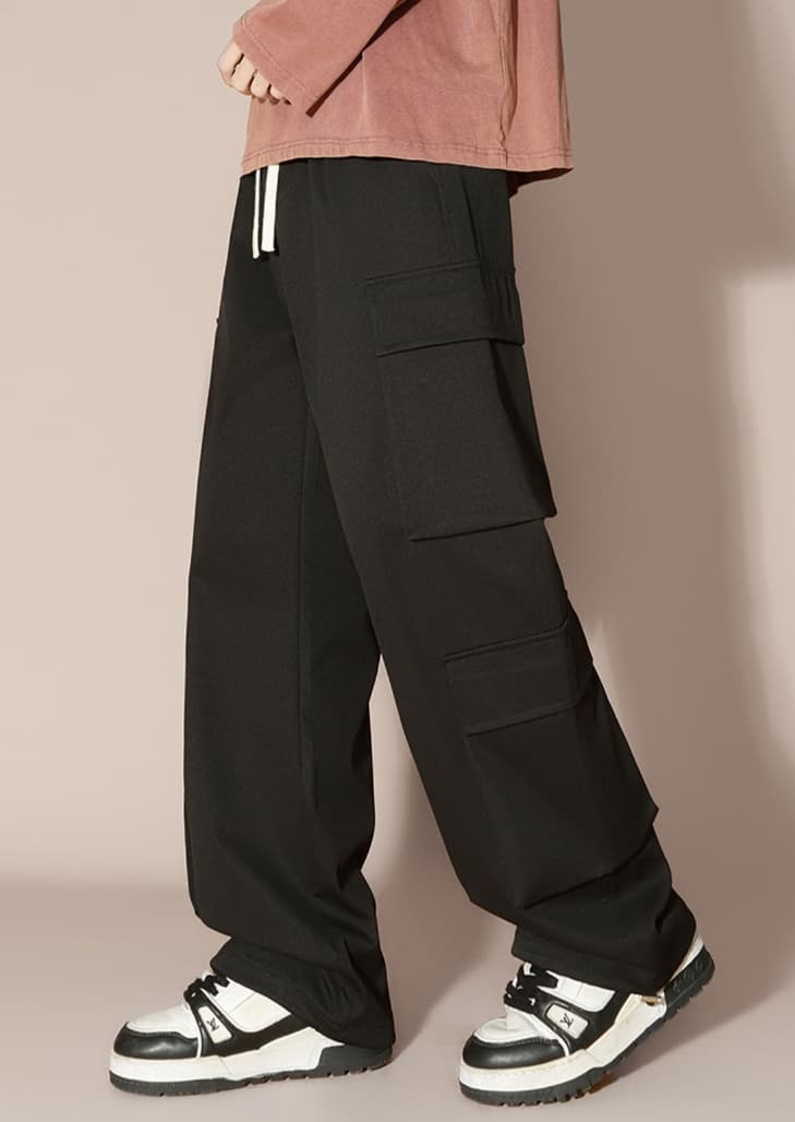 黒パンツ マルチポケット ストリート カーゴパンツ