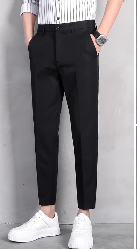 黒パンツ すっきりシルエット スマートパンツ
