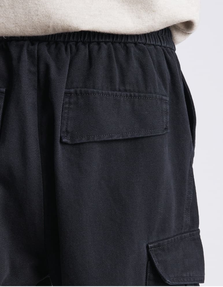 黒パンツ リラックス ミリタリー カーゴパンツ