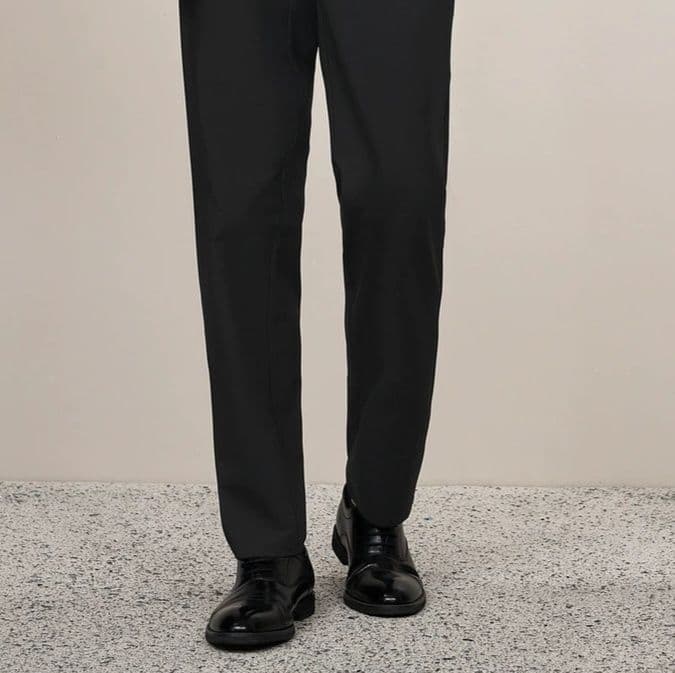 黒パンツ 上質ストレートフォーマルスラックス