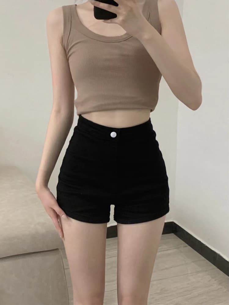 黒パンツ ハイウエスト ショートパンツ