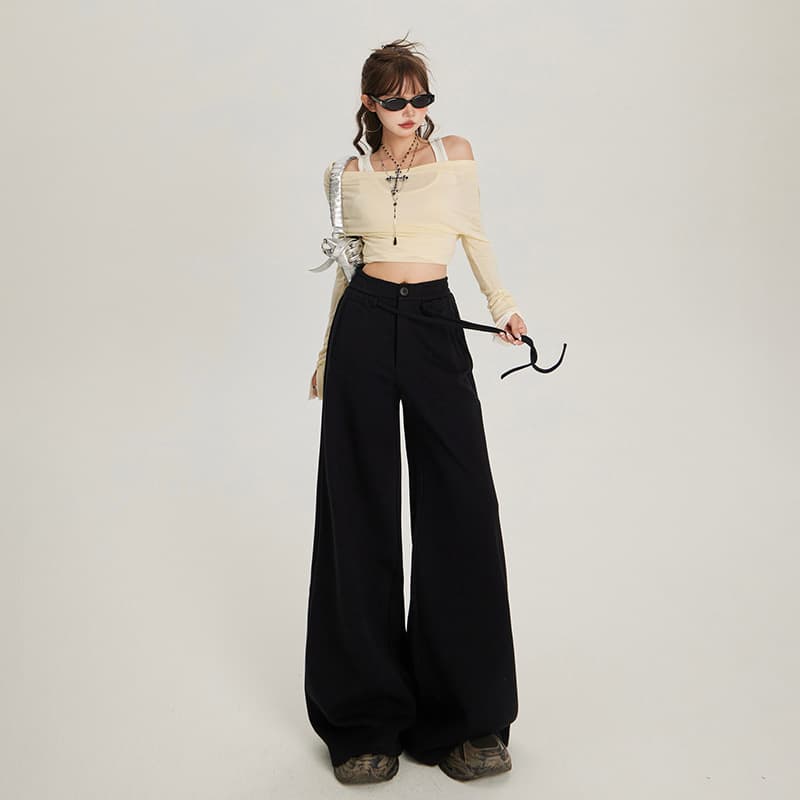 黒パンツ ドレープ シルエット ワイド パンツ