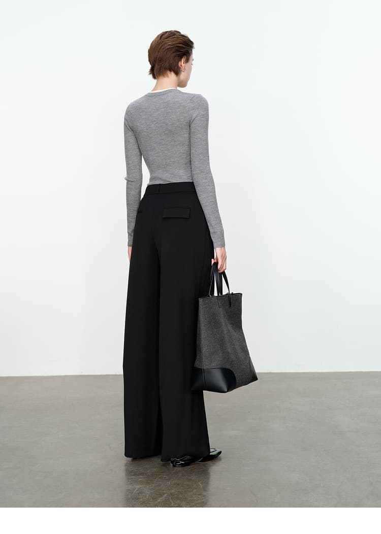 黒パンツ 上質素材のフォーマルワイドパンツ