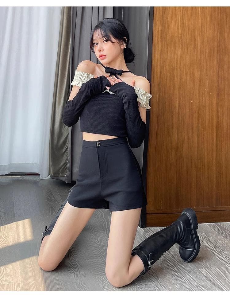 黒パンツ ハイウエストスリムショーパン