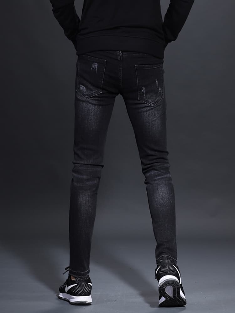 黒パンツ ダメージ加工 細身デニム