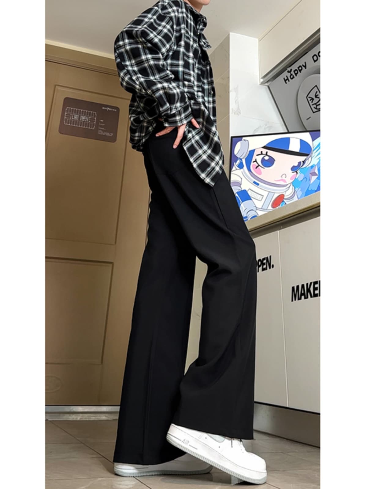 黒パンツ 細身ワイドフレアパンツ