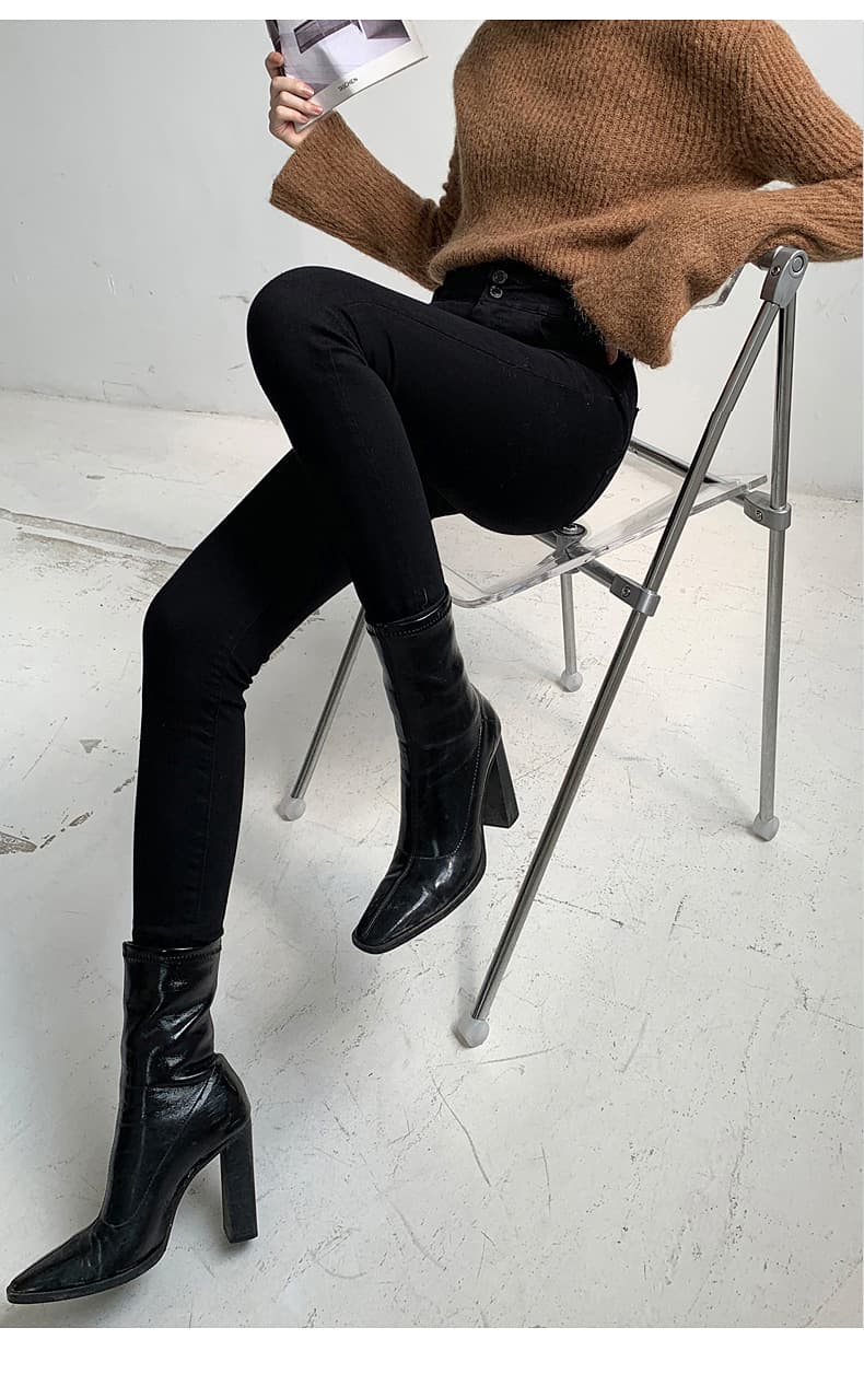 黒パンツ ハイウエストすっきりスキニーパンツ