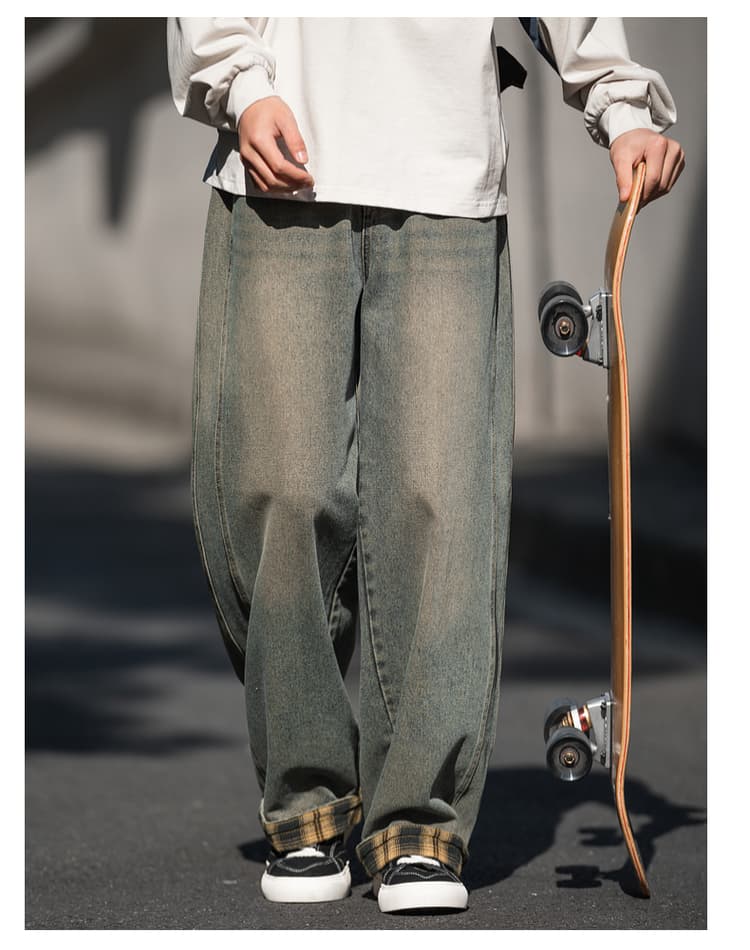 黒パンツ ゆったりストレートデニムパンツ