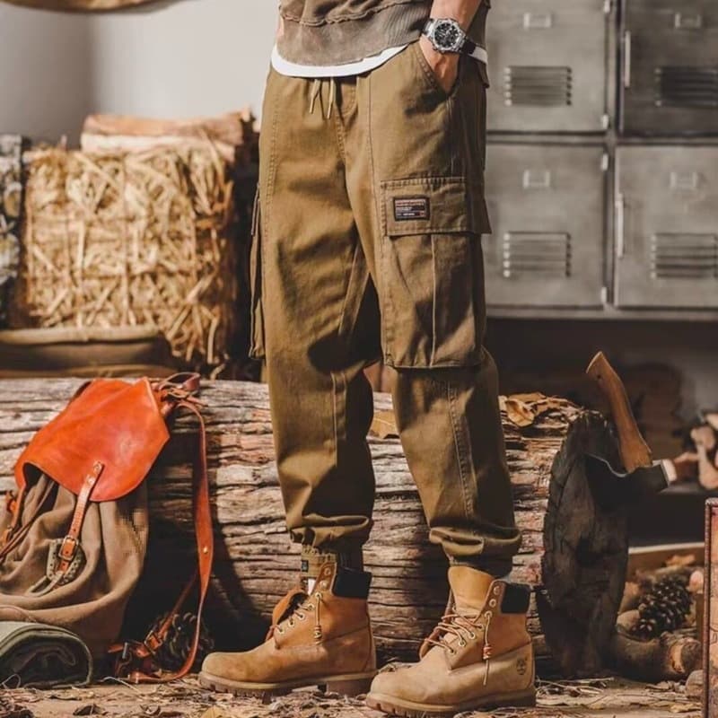 黒パンツ ミリタリー風サイドポケット ジョガーパンツ