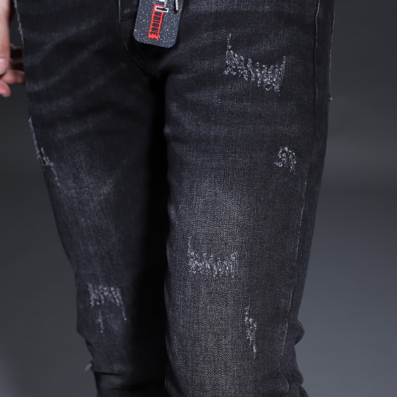 黒パンツ ダメージ加工スキニーデニム