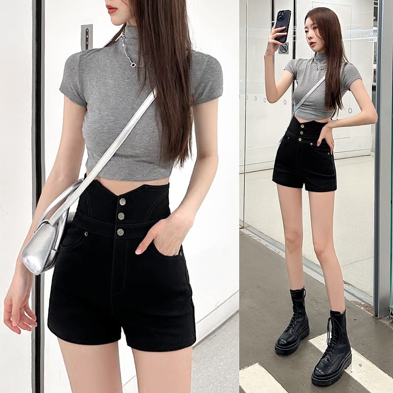 黒パンツ ハイウエストショートパンツ