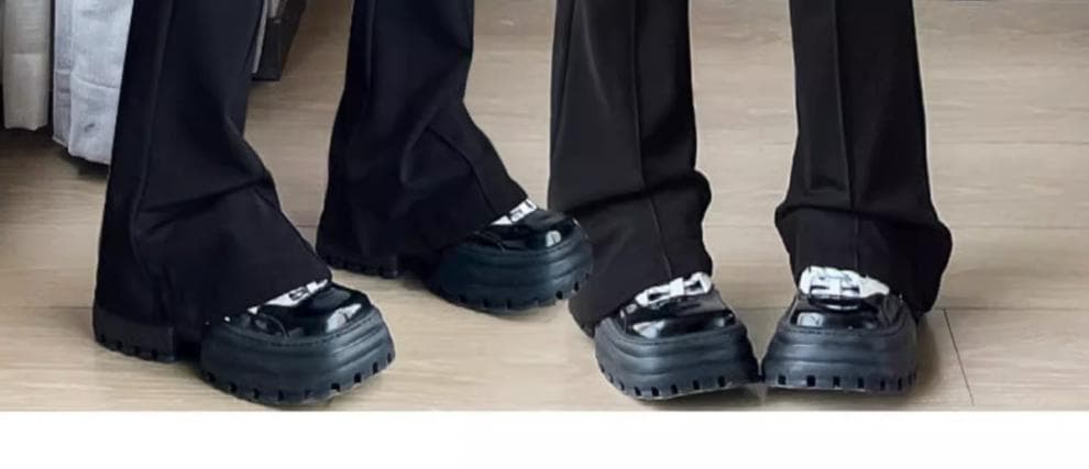 黒パンツ ハイウエストスリムスラックス