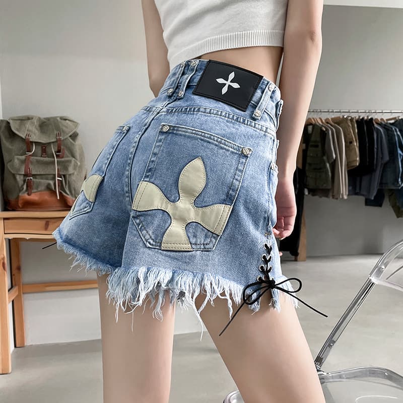 黒パンツ レース付きダメージデニムショート