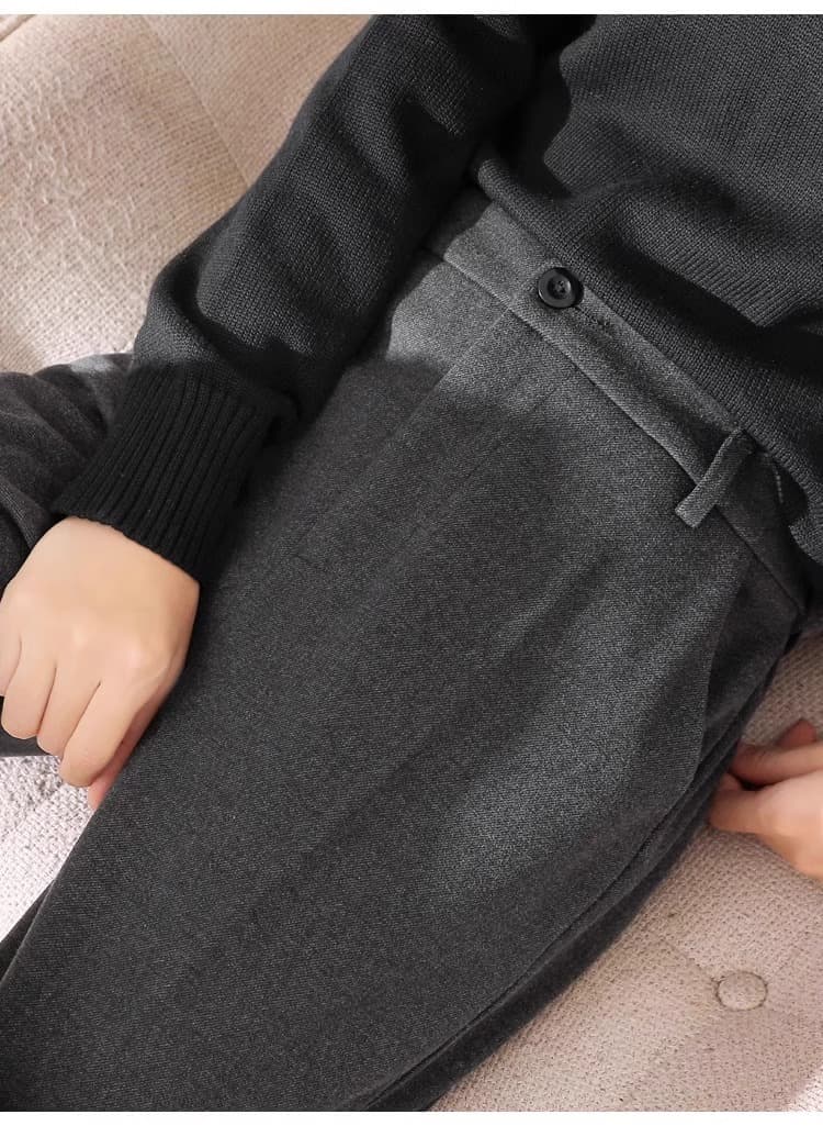 黒パンツ 美シルエット ストレート スラックスパンツ