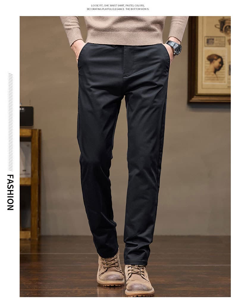 黒パンツ トレンド感覚スリムフィットスラックス