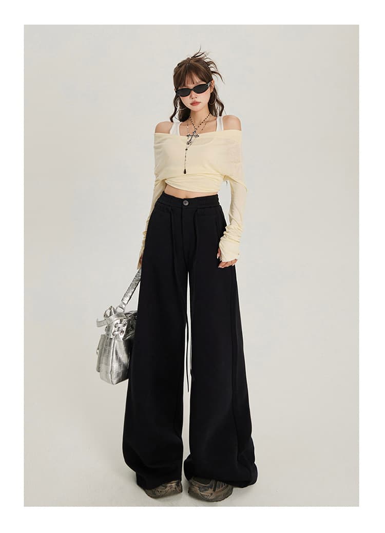 黒パンツ ドレープ シルエット ワイド パンツ