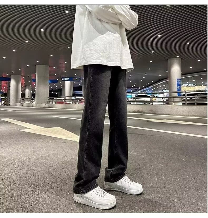 黒パンツ ストレートデニムパンツ