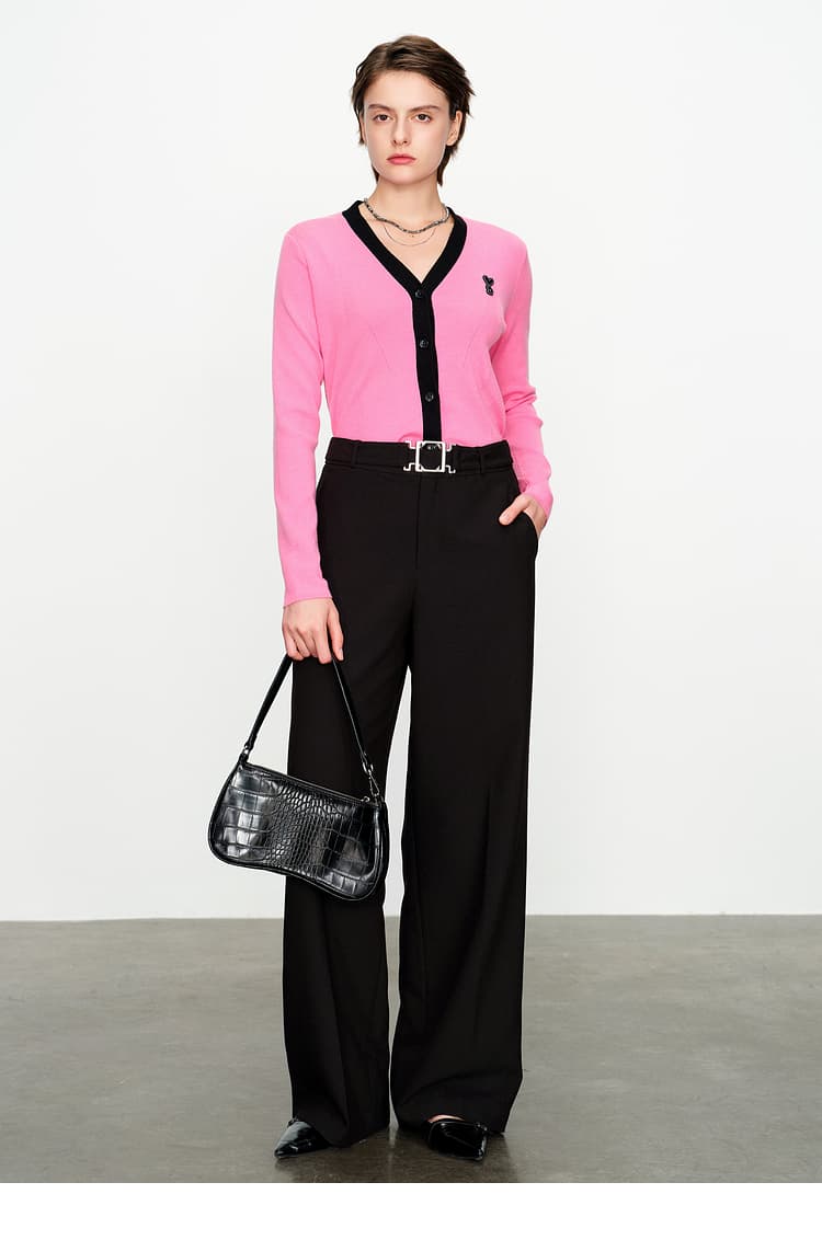 黒パンツ 上品スタイル ワイドシルエット高級感スラックス