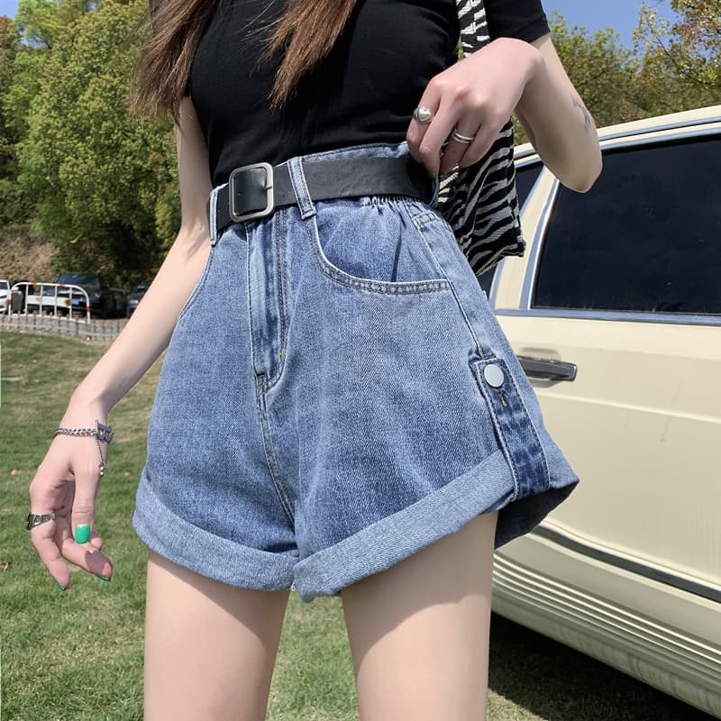 黒パンツ ハイウエストゆったりデニムショーツ