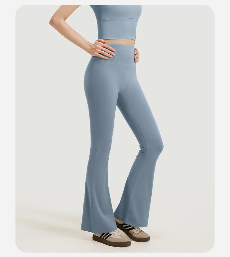 黒パンツ きれいめフレアパンツ ベーシックモデル