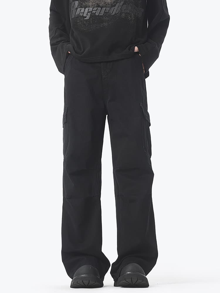 黒パンツ ゆったりシルエットカーゴパンツ