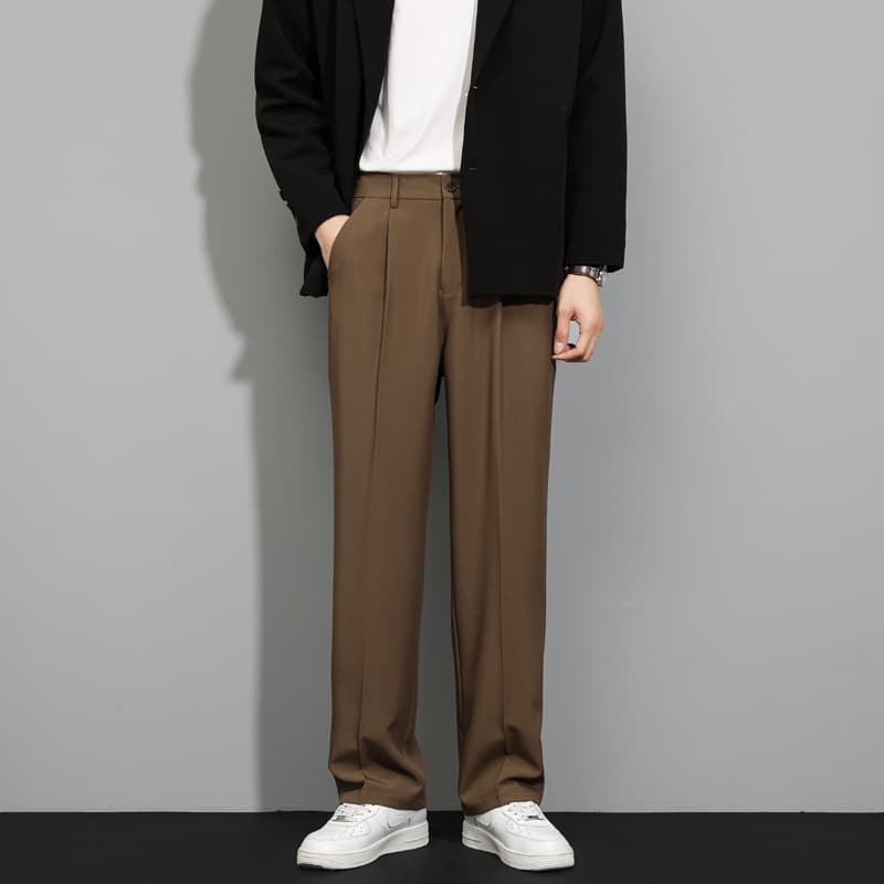 黒パンツ ゆったりストレート チノパン