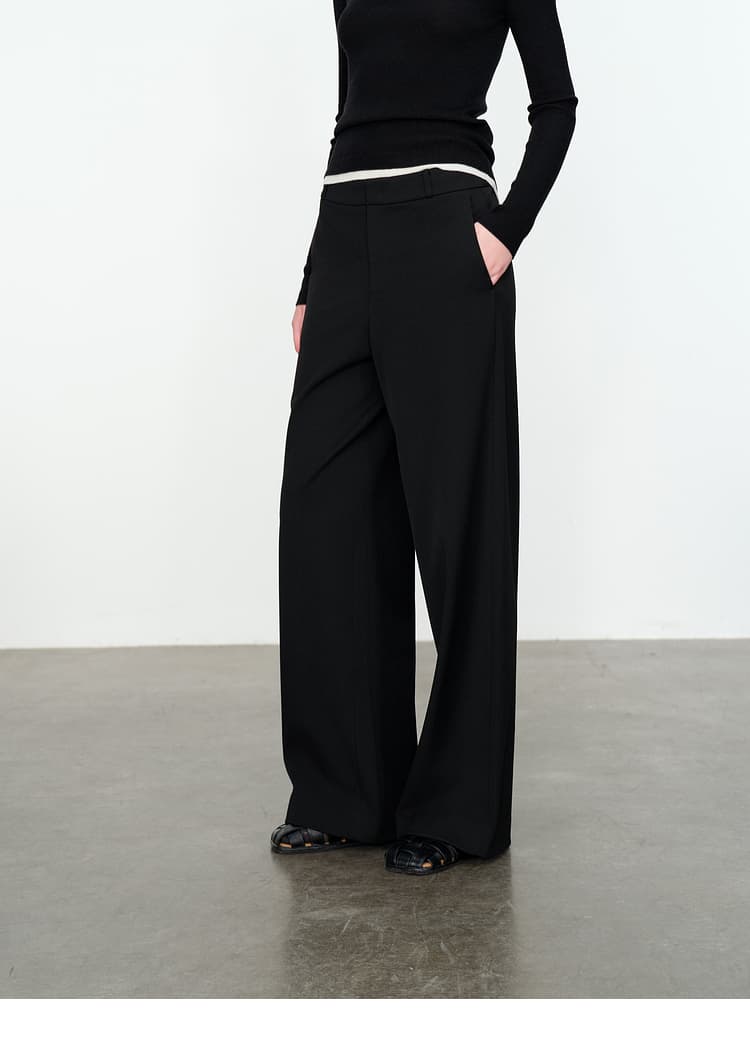 黒パンツ 上質素材のフォーマルワイドパンツ