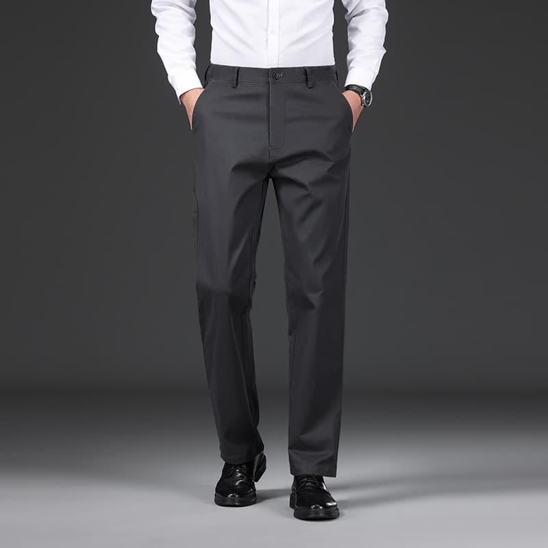 黒パンツ 快適仕立てビジネススラックス