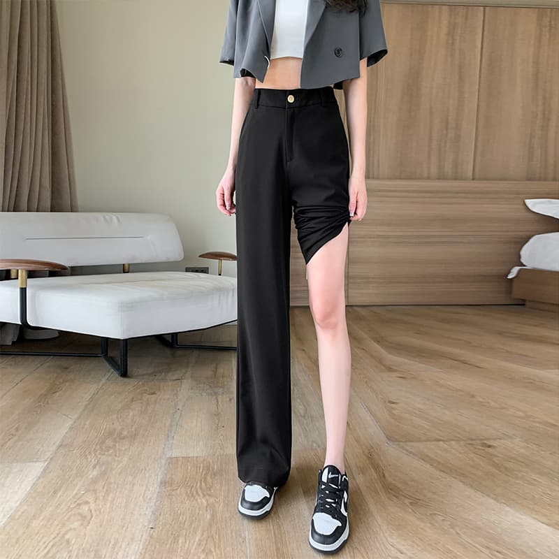 黒パンツ ゆったりシルエット ハイウエストワイドパンツ