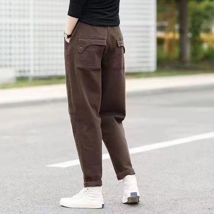 黒パンツ テーパードシルエット美脚チノパン