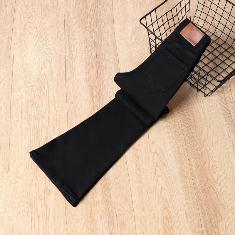 黒パンツ ストレッチ美脚デニムパンツ
