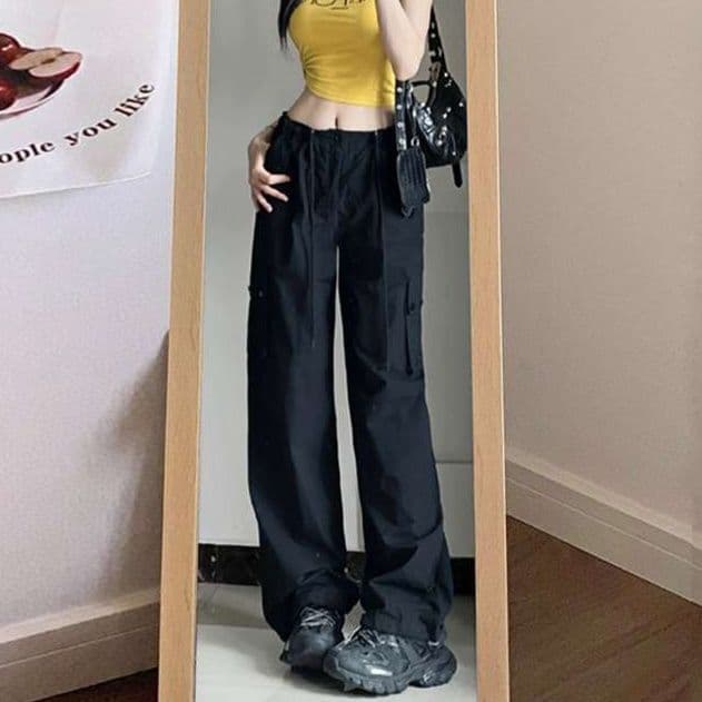 黒パンツ ワイドシルエット カーゴパンツ