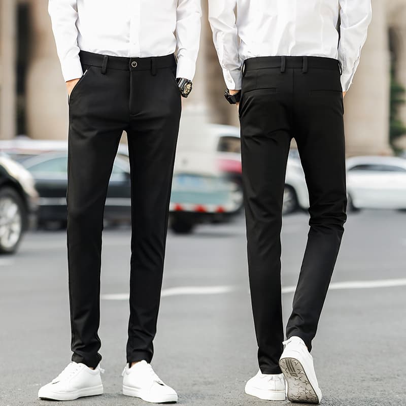 黒パンツ すっきり美脚アンクル丈パンツ