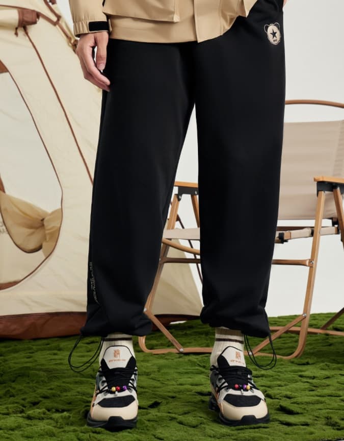 黒パンツ リラックス ワイドテーパード パンツ