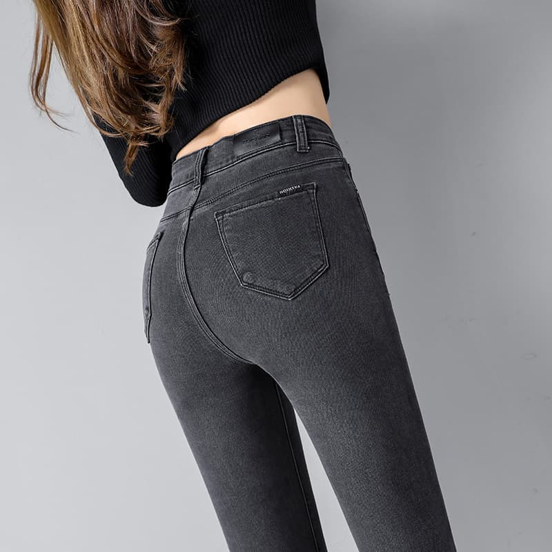 黒パンツ 美シルエット ストレッチ スキニーパンツ