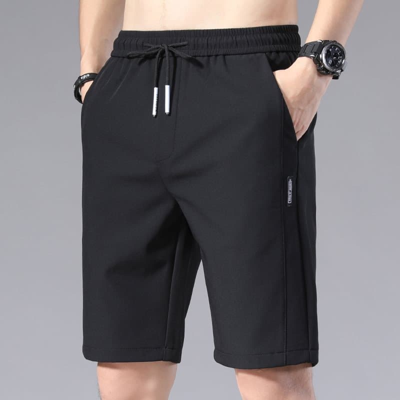黒パンツ 夏季用リラックスショートパンツ