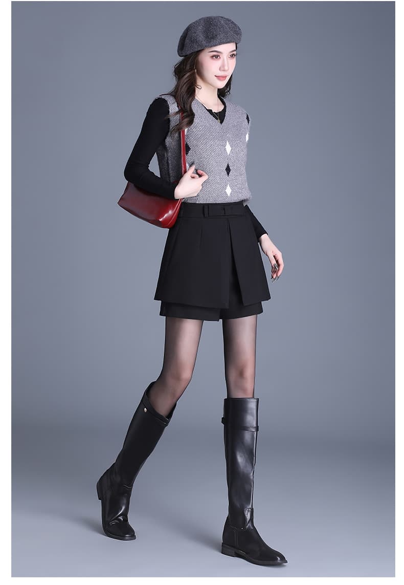 黒パンツ プリーツ二段重ねキュロットパンツ