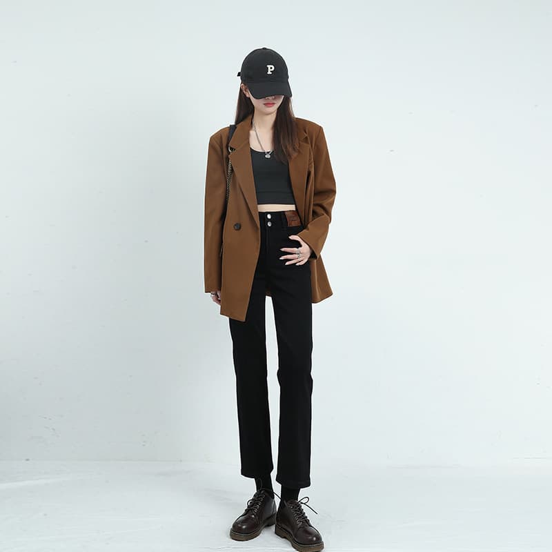 黒パンツ ストレートハイウエストスラックス