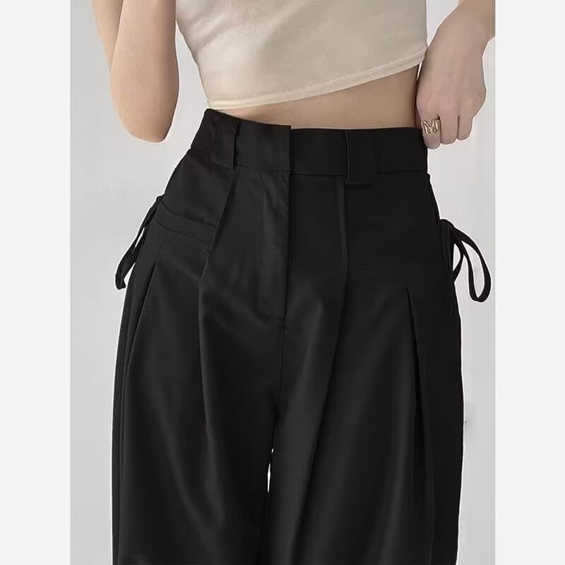 黒パンツ ドレープシルエット ワイドパンツ