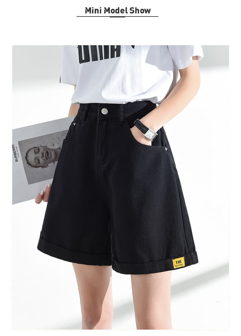 黒パンツ シンプルデザイン ワイドシルエットショート