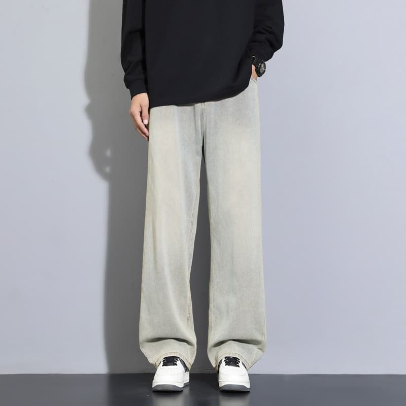 黒パンツ ゆったりストレートデニムパンツ