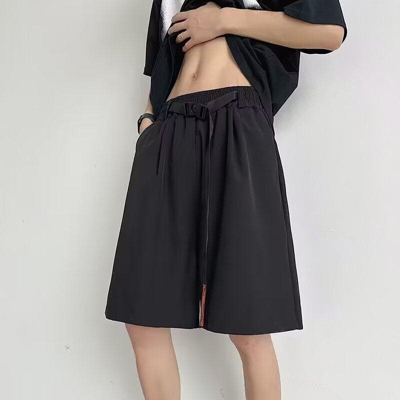 黒パンツ リラックス ゆるドレープ ショート パンツ