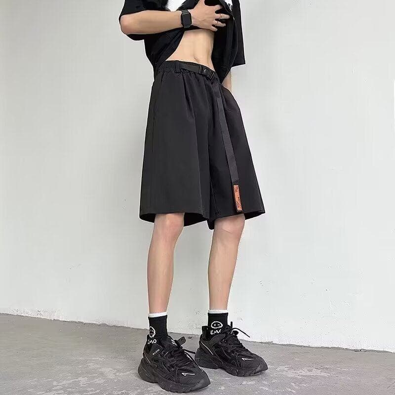 黒パンツ リラックス ゆるドレープ ショート パンツ